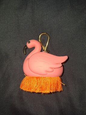 Preloved Bath & Body Works Pink Flamingo Tassel Pocketbac Holder